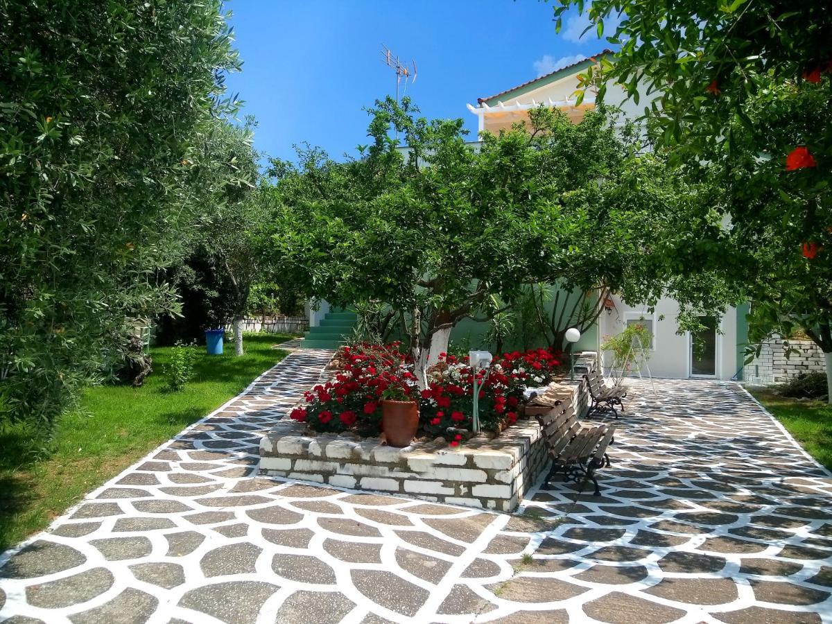 Villa Emilia Pachis  Exteriör bild